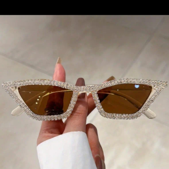 No Brand Accessories - RHINESTONE FRAME SUNGLASSES